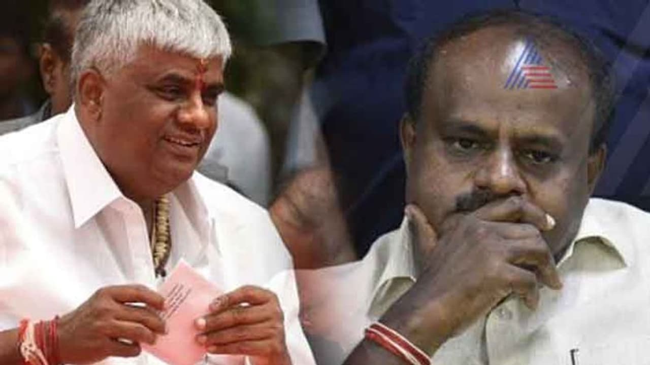 ನಾನಿನ್ನೂ ಸತ್ತಿಲ್ಲ, ಹಾಸನ ಬಗ್ಗೆ ನನಗೆ ಎಲ್ಲ ಗೊತ್ತಿದೆ: ಎಚ್‌ಡಿಕೆಗೆ ರೇವಣ್ಣ ಟಾಂಗ್‌?