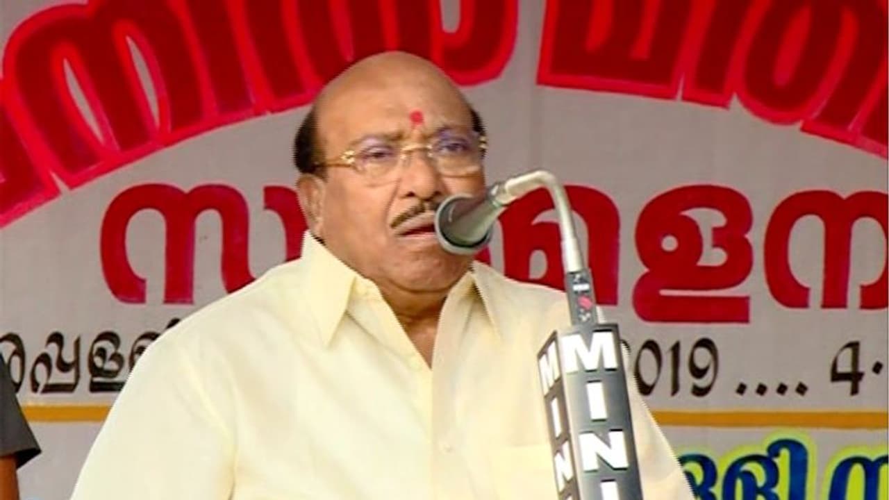 പക്വതയില്ലാതെ പിള്ളേരെ ഒന്നിച്ചിരുത്തി പഠിപ്പിക്കേണ്ട, 'ഹൈന്ദവ കോളേജുകളിൽ' അച്ചടക്കമില്ല: വെള്ളാപ്പള്ളി പക്വതയില്ലാതെ പിള്ളേരെ ഒന്നിച്ചിരുത്തി പഠിപ്പിക്കേണ്ട, 'ഹൈന്ദവ കോളേജുകളിൽ' അച്ചടക്കമില്ല: വെള്ളാപ്പള്ളി