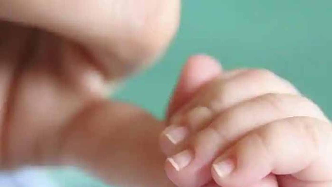 భర్త మీద కోపం, ప్రియుడిపై మోజు... బిడ్డను చంపిన తల్లి భర్త మీద కోపం, ప్రియుడిపై మోజు... బిడ్డను చంపిన తల్లి