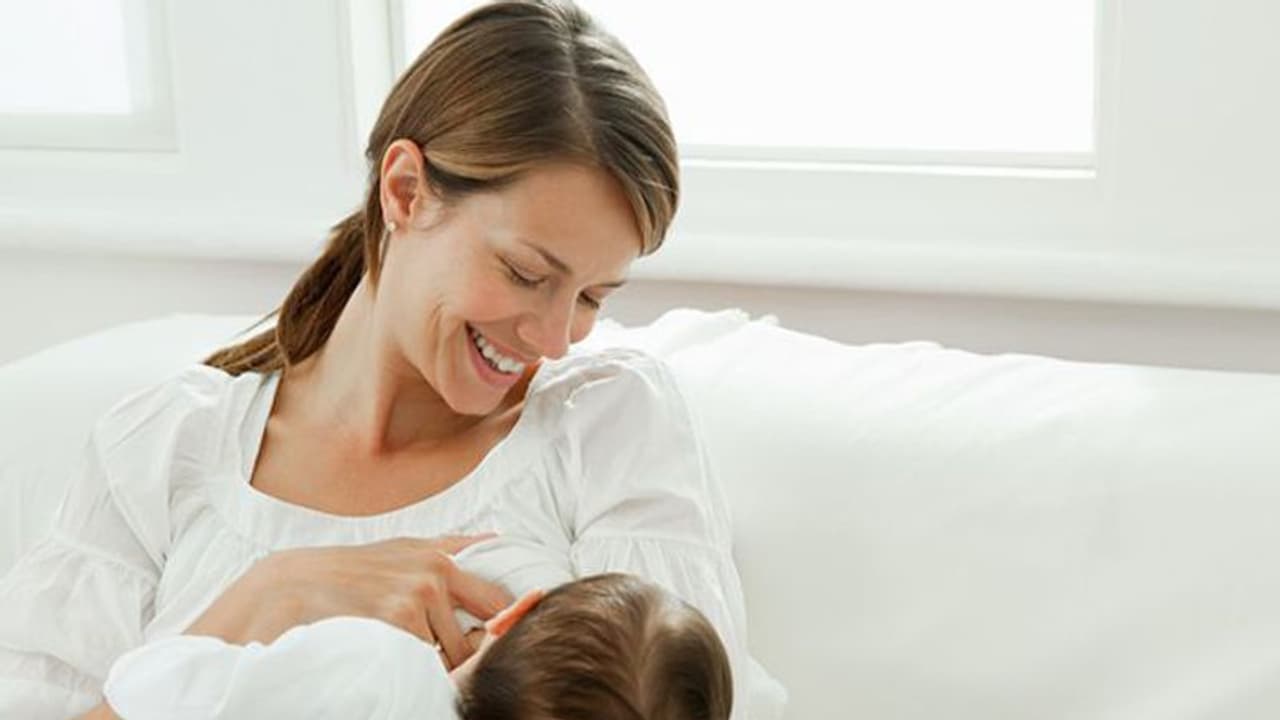 മുലയൂട്ടുന്ന അമ്മമാർ കഴിക്കേണ്ട ഭക്ഷണങ്ങൾ