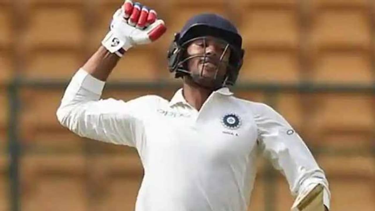 మయాంక్ రికార్డుల మోత మయాంక్ రికార్డుల మోత