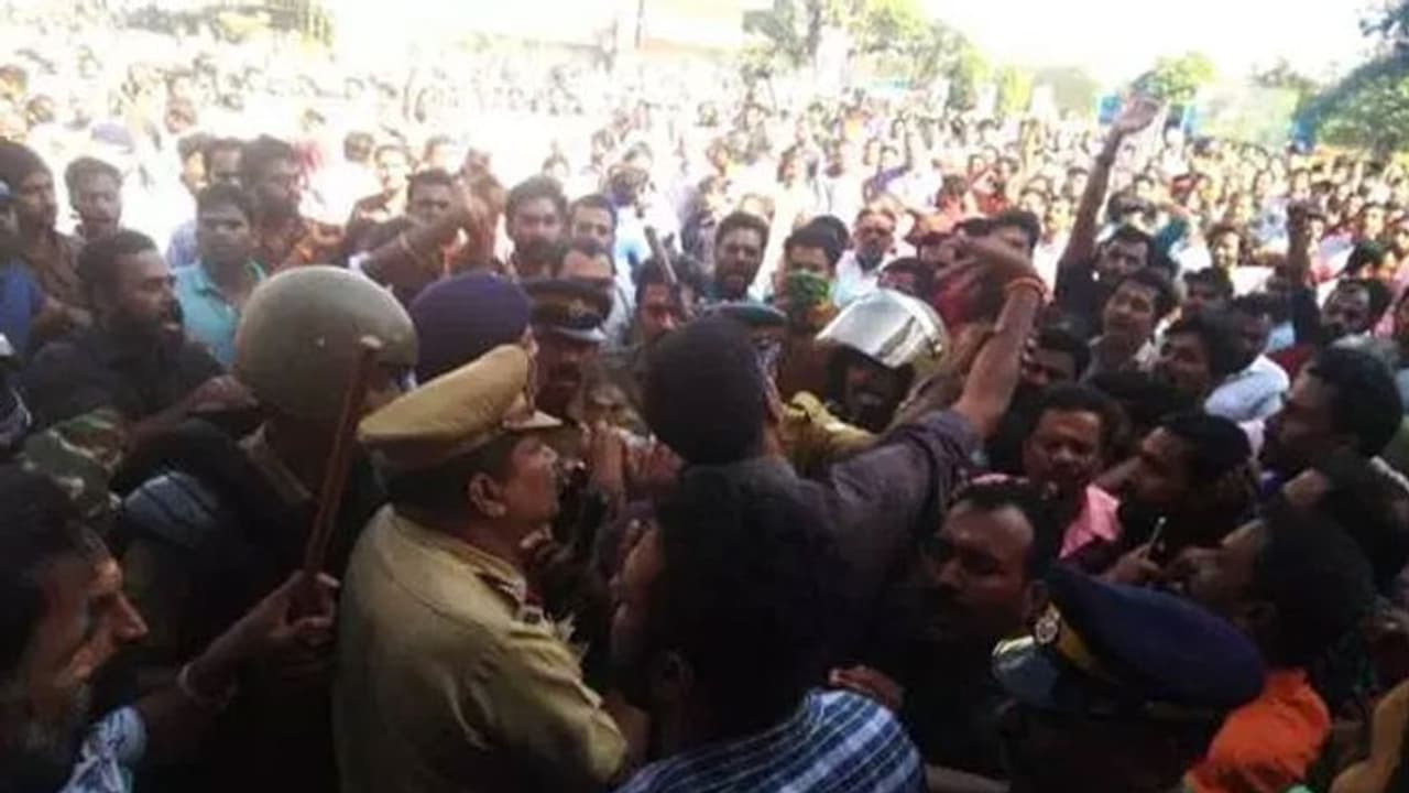 Sabarimala: Over 3,000 people arrested for violence during Kerala hartal