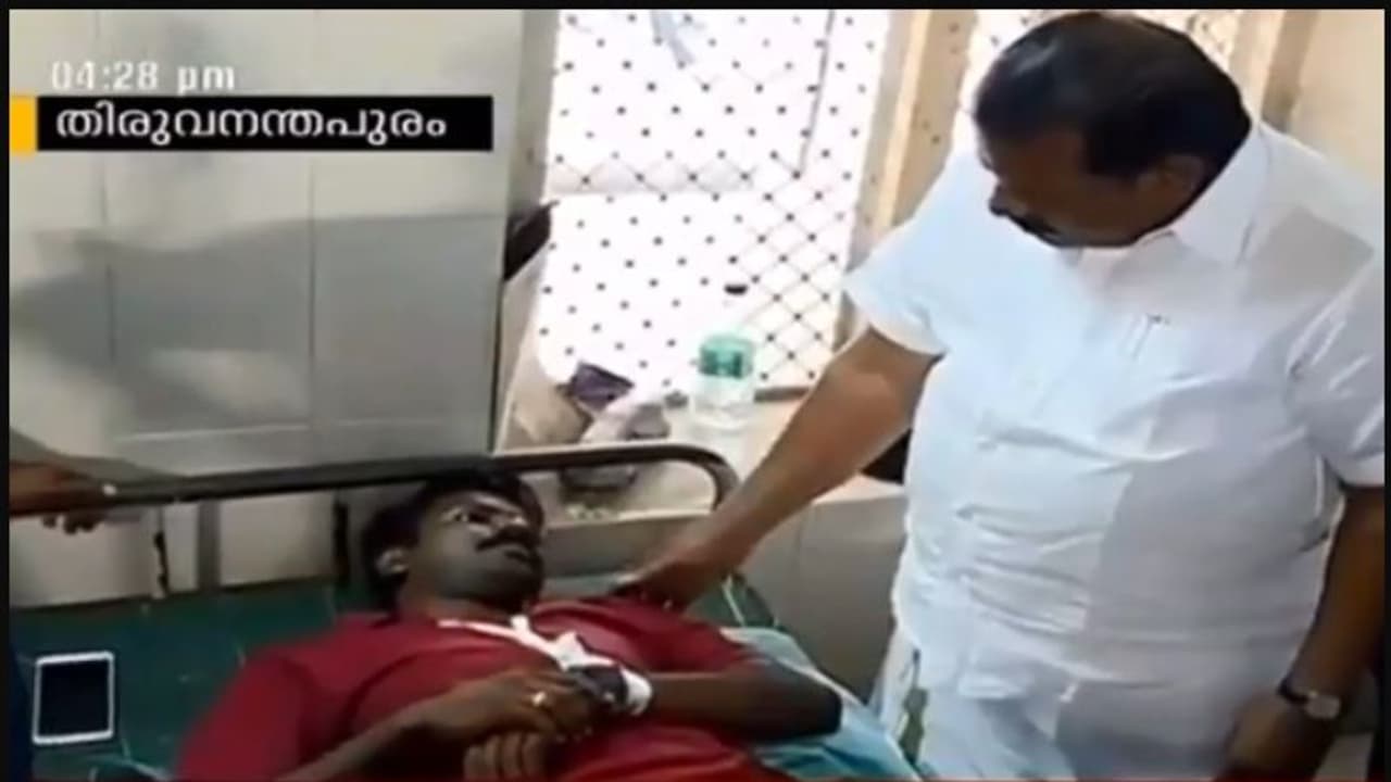 മാധ്യമപ്രവര്ത്തകരെ ആക്രമിച്ചവര്ക്കെതിരെ ശക്തമായ നടപടിയെടുക്കും: മന്ത്രി ഇ പി ജയരാജന് മാധ്യമപ്രവര്ത്തകരെ ആക്രമിച്ചവര്ക്കെതിരെ ശക്തമായ നടപടിയെടുക്കും: മന്ത്രി ഇ പി ജയരാജന്