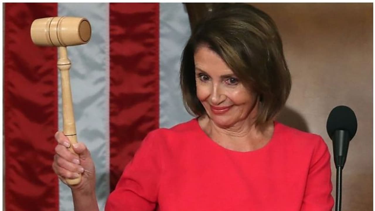 വനിതകള് 'കീഴടക്കിയ' അമേരിക്കന് ജനപ്രതിനിധി സഭയുടെ സ്പീക്കറായി നാൻസി പെലോസിയ വനിതകള് 'കീഴടക്കിയ' അമേരിക്കന് ജനപ്രതിനിധി സഭയുടെ സ്പീക്കറായി നാൻസി പെലോസിയ