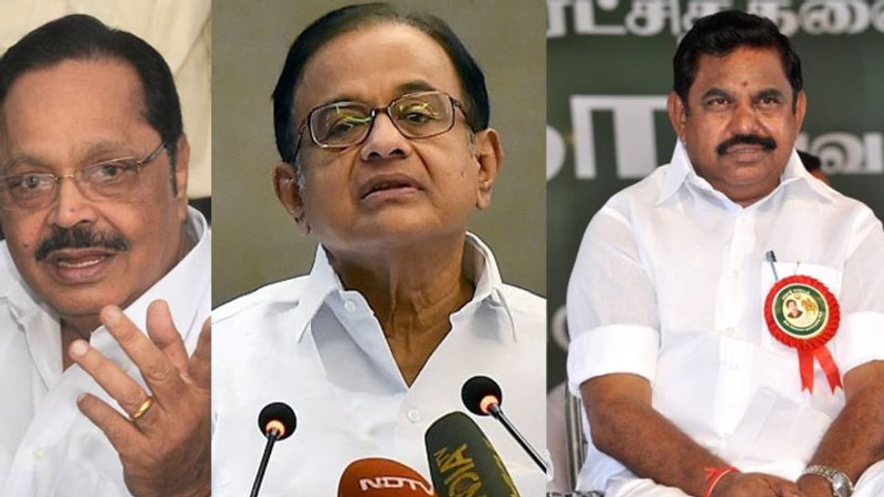 திமுக, அதிமுகவில் அணி வகுக்கும் விஐபி வாரிசுகள்... தொகுதிக்கு துண்டு போட்டு பணிகள் தொடக்கம்..! திமுக, அதிமுகவில் அணி வகுக்கும் விஐபி வாரிசுகள்... தொகுதிக்கு துண்டு போட்டு பணிகள் தொடக்கம்..!