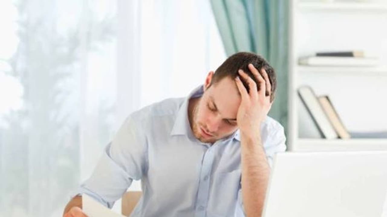 করোনার থাবা এবার কর্মসংস্থানে, আগামী মাসের মধ্যে কাজ হারাতে পারেন কয়েক লক্ষ মানুষ করোনার থাবা এবার কর্মসংস্থানে, আগামী মাসের মধ্যে কাজ হারাতে পারেন কয়েক লক্ষ মানুষ