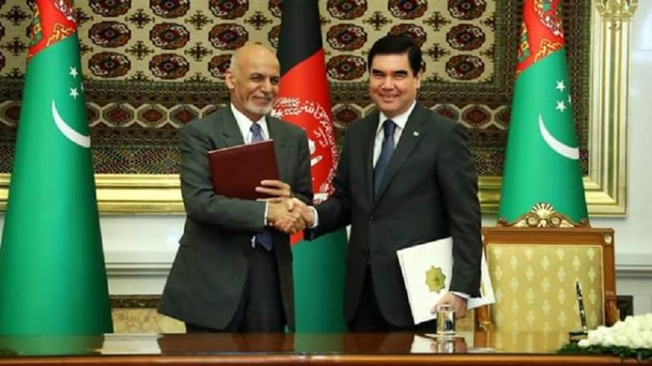 पाकिस्तान के चंगुल से निकला अफगानिस्तान पाकिस्तान के चंगुल से निकला अफगानिस्तान