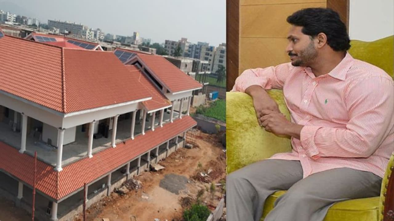 జగన్ అమరావతి ఇంటి ముహూర్తం ఇదే: కేసీఆర్ కూ పిలుపు జగన్ అమరావతి ఇంటి ముహూర్తం ఇదే: కేసీఆర్ కూ పిలుపు