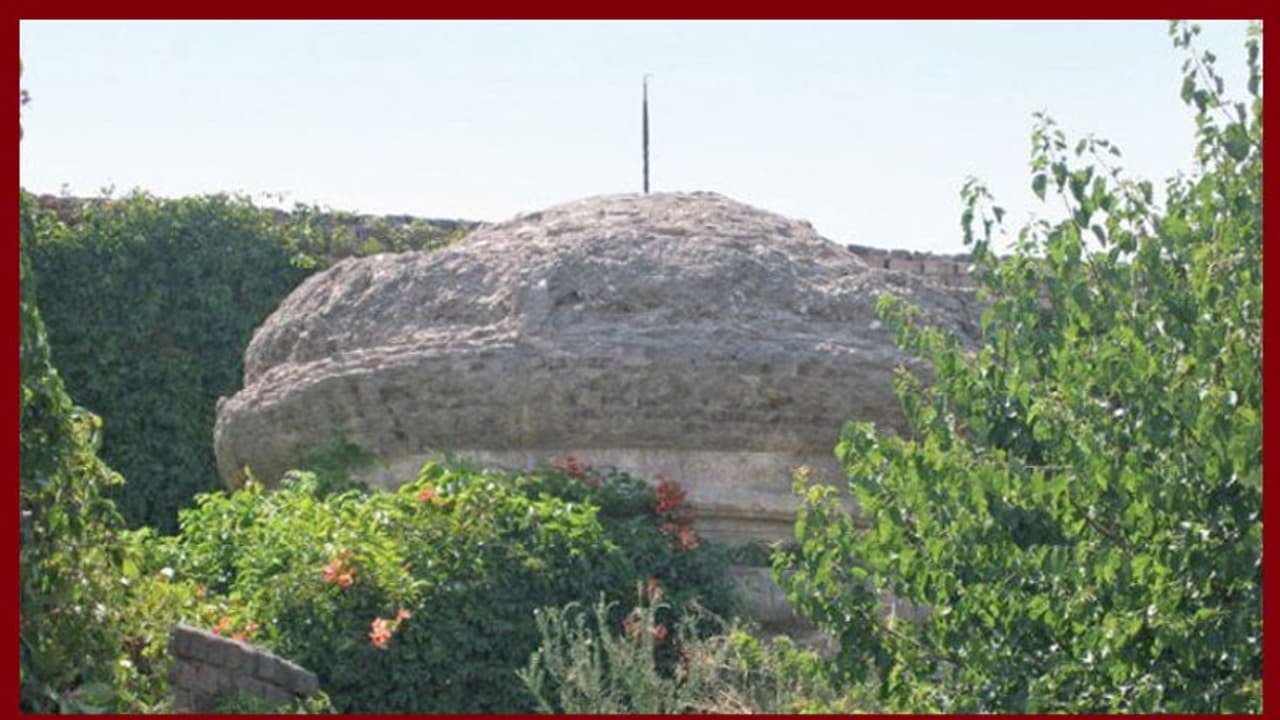 ആയിരം വര്ഷം പഴക്കമുള്ള ക്ഷേത്രം ദേശീയ പൈതൃക കേന്ദ്രമാക്കി മാറ്റി പാകിസ്ഥാന് ആയിരം വര്ഷം പഴക്കമുള്ള ക്ഷേത്രം ദേശീയ പൈതൃക കേന്ദ്രമാക്കി മാറ്റി പാകിസ്ഥാന്