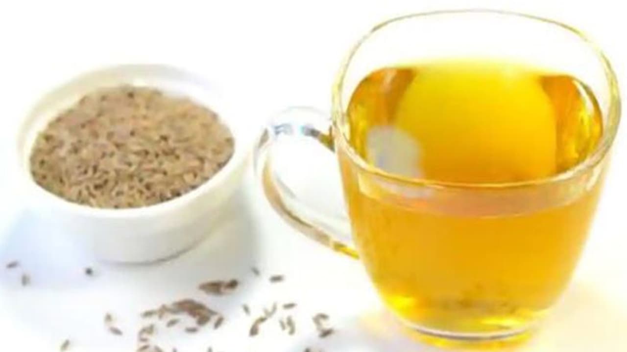 വെറും വയറ്റിൽ ജീരക വെള്ളം കുടിച്ചാൽ ശരീരഭാരം കുറയ്ക്കാം വെറും വയറ്റിൽ ജീരക വെള്ളം കുടിച്ചാൽ ശരീരഭാരം കുറയ്ക്കാം