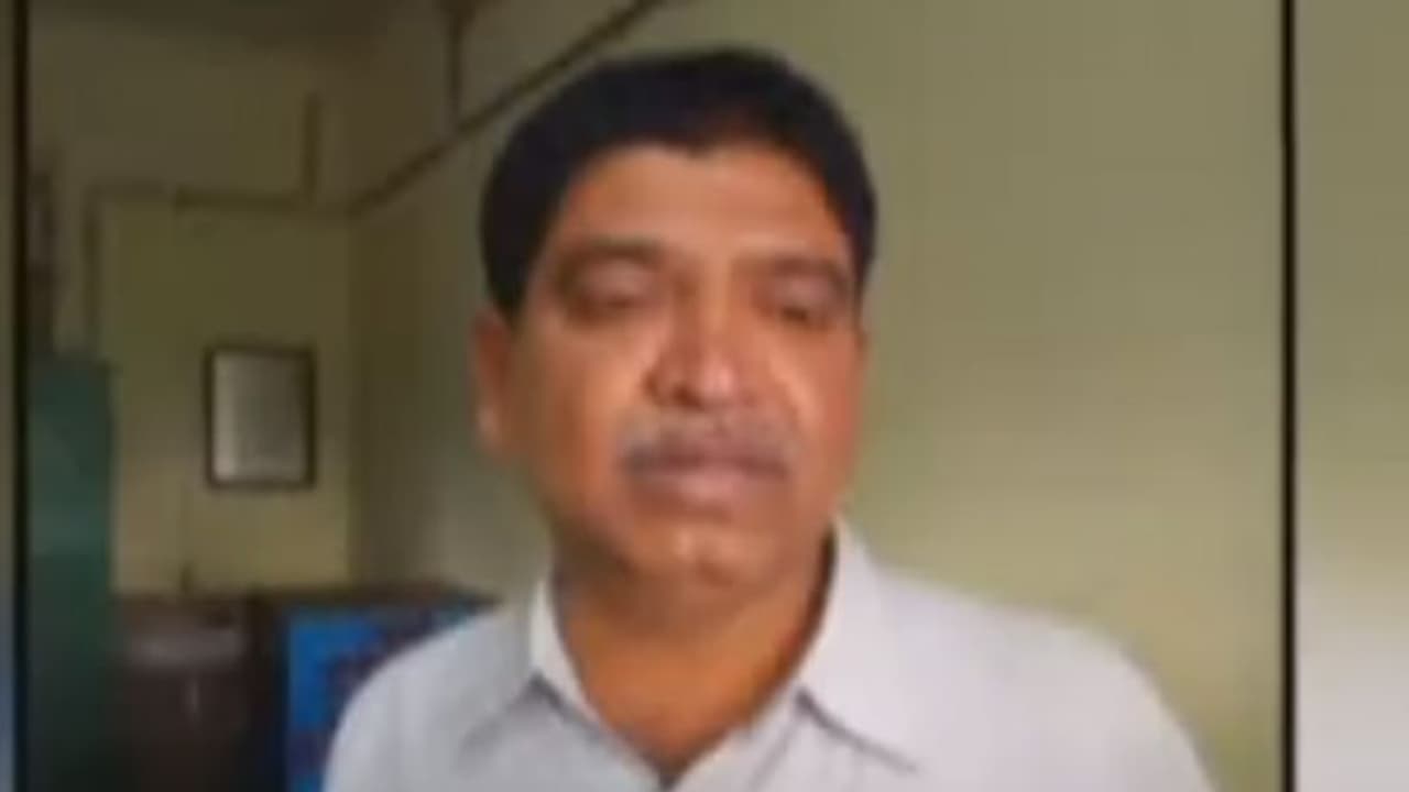 యువతిని వేధించిన మాజీ మున్సిఫల్ కమిషనర్ యువతిని వేధించిన మాజీ మున్సిఫల్ కమిషనర్