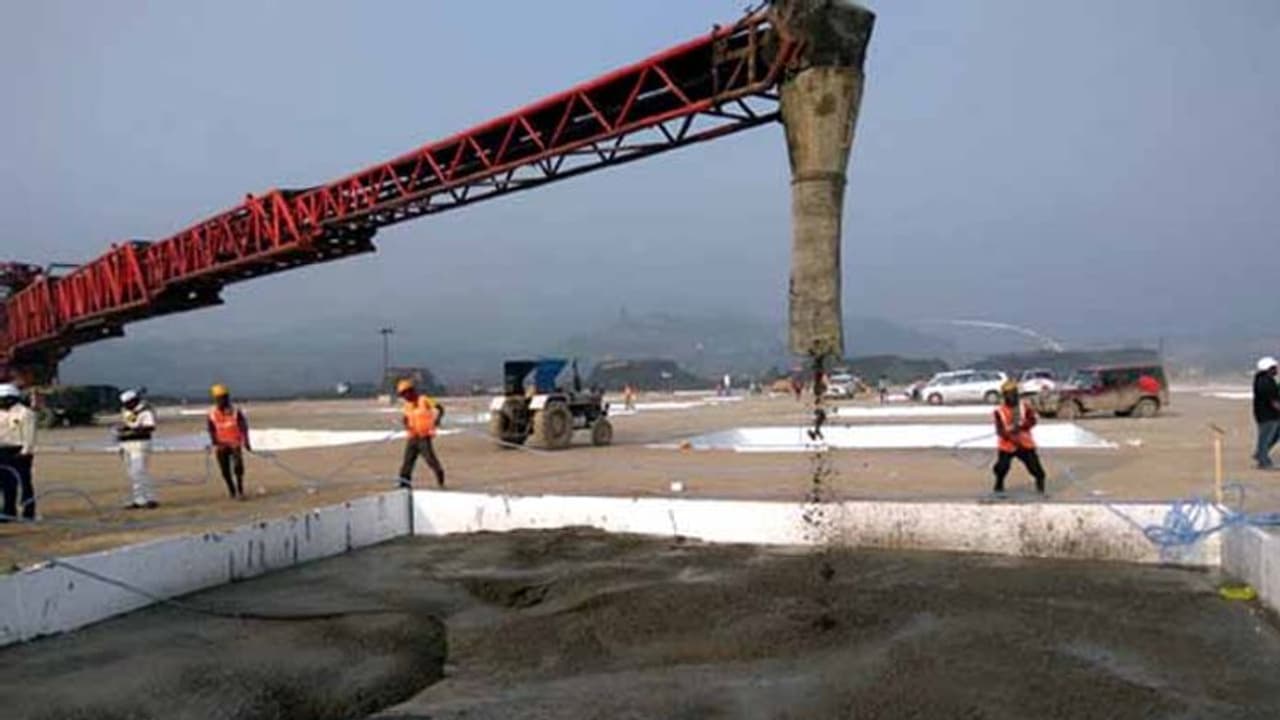 పోలవరం: జగన్ సర్కార్ నిర్ణయంపై కోర్టుకెక్కిన నవయుగ పోలవరం: జగన్ సర్కార్ నిర్ణయంపై కోర్టుకెక్కిన నవయుగ