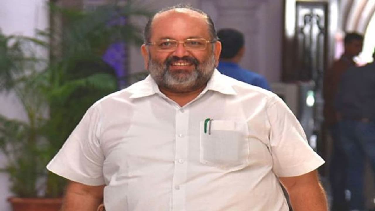 ఓటుకునోటు ఎమ్మెల్యే స్టీఫెన్ సన్ భూ ఆక్రమణ... ఆలస్యంగా వెలుగులోకి... ఓటుకునోటు ఎమ్మెల్యే స్టీఫెన్ సన్ భూ ఆక్రమణ... ఆలస్యంగా వెలుగులోకి...