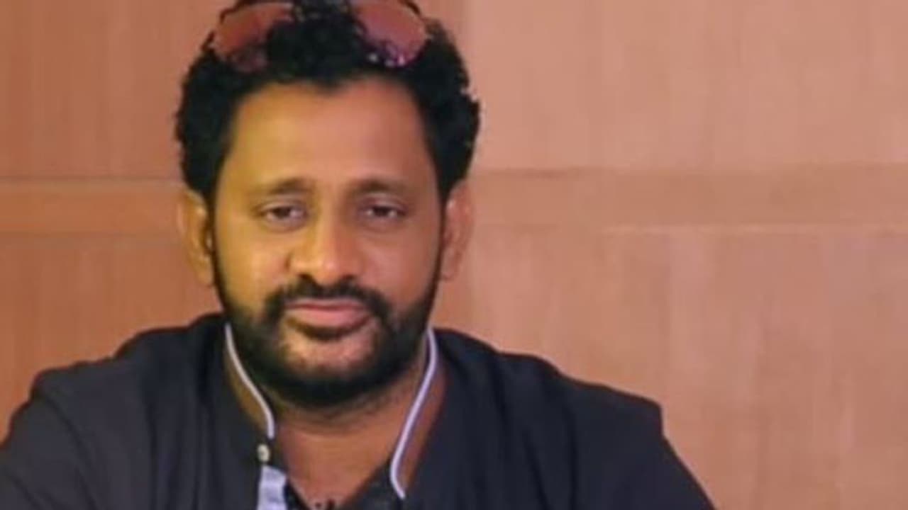 സൌണ്ട് എഡിറ്റേഴ്സ് ഗില്ഡ് ഓഫ് അമേരിക്ക അംഗമായി റസൂല് പൂക്കുട്ടിയെ തെരഞ്ഞെടുത്തു സൌണ്ട് എഡിറ്റേഴ്സ് ഗില്ഡ് ഓഫ് അമേരിക്ക അംഗമായി റസൂല് പൂക്കുട്ടിയെ തെരഞ്ഞെടുത്തു