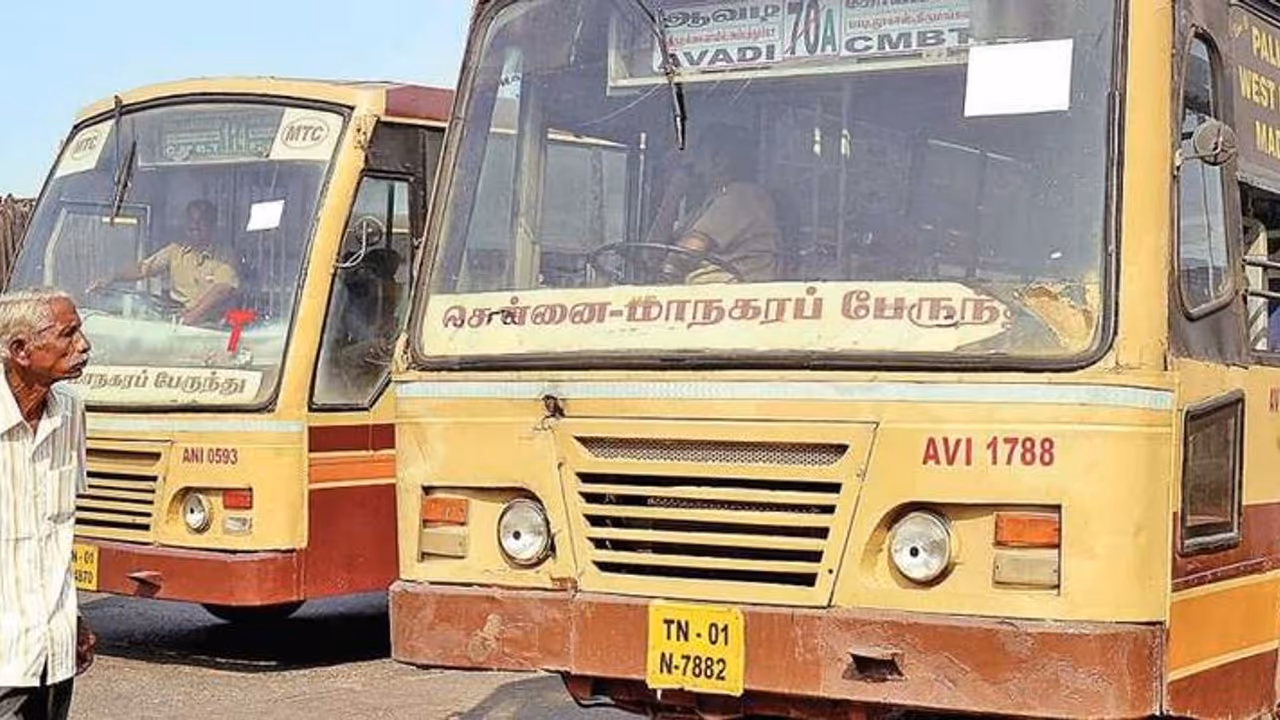 இவ்வளவு அனுபவித்தும் இன்னும்கூட திருந்தாத மக்கள்... மாநகர் பேருந்தில் பயணிப்போரின் கவனத்திற்கு..!!