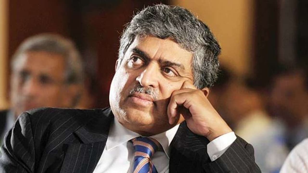 సర్కార్ జోక్యం లేకుండానే ఎండీఆర్ జీరో కావాలి: నందన్ నీలేకని సర్కార్ జోక్యం లేకుండానే ఎండీఆర్ జీరో కావాలి: నందన్ నీలేకని