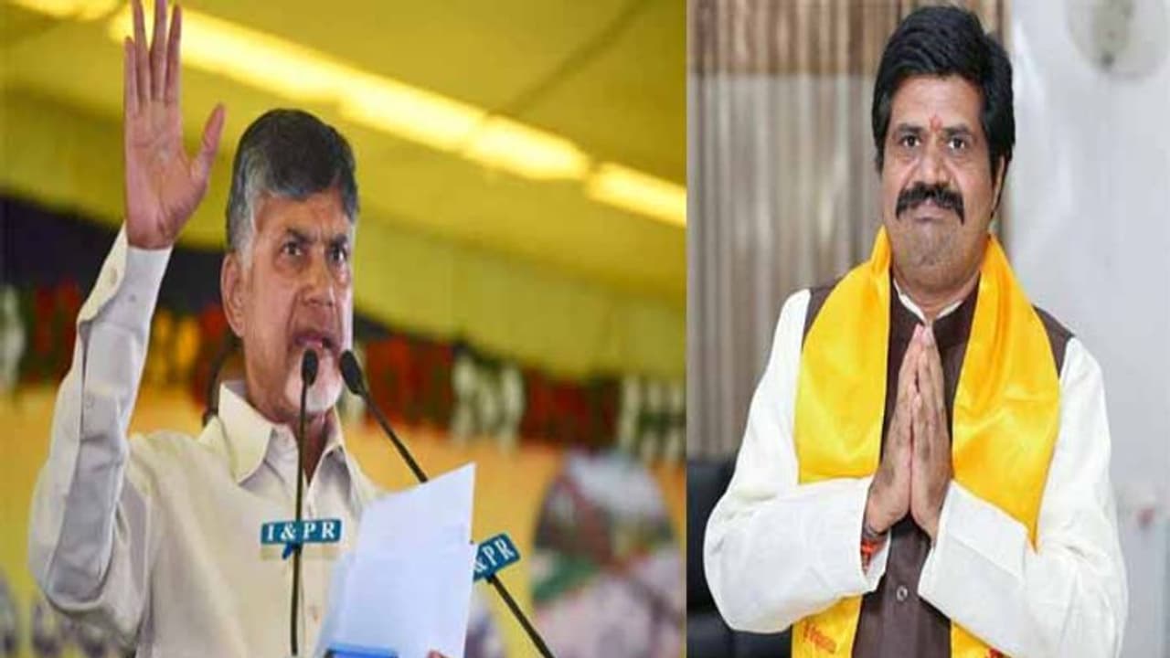 కాపు కోటాను మళ్లీ తెరపైకి తెచ్చిన చంద్రబాబు: ఈబీసి రిజర్వేషన్ల బిల్లుపై వ్యాఖ్య కాపు కోటాను మళ్లీ తెరపైకి తెచ్చిన చంద్రబాబు: ఈబీసి రిజర్వేషన్ల బిల్లుపై వ్యాఖ్య