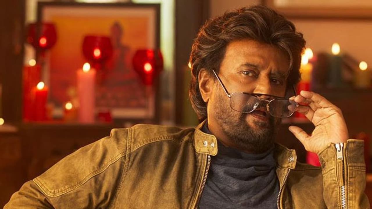 'పేటా' చిత్రానికి రెండే థియేటర్లు.. షాక్ లో నిర్మాత! 'పేటా' చిత్రానికి రెండే థియేటర్లు.. షాక్ లో నిర్మాత!