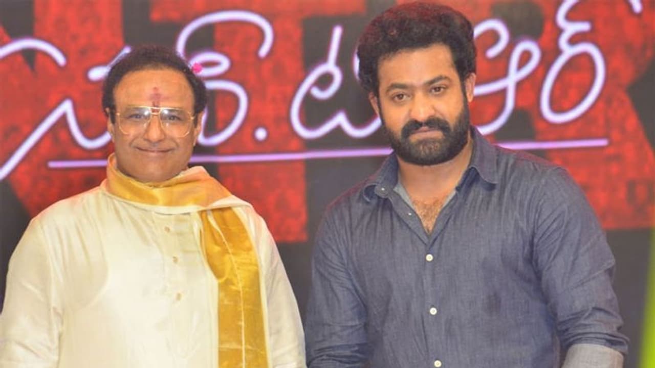 ప్రీమియర్ షోకి ఎన్టీఆర్ దూరం.. కారణమేంటంటే..?