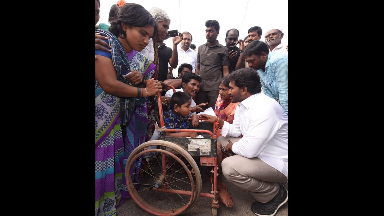 జంగా కృష్ణమూర్తికి ఎమ్మెల్సీ: జగన్ జంగా కృష్ణమూర్తికి ఎమ్మెల్సీ: జగన్