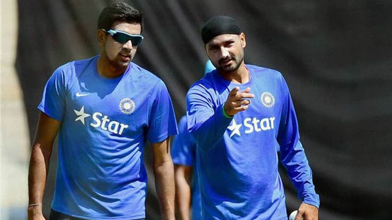 Farokh Engineer slams ‘out of order’ Harbhajan Singh for comments on Ashwin