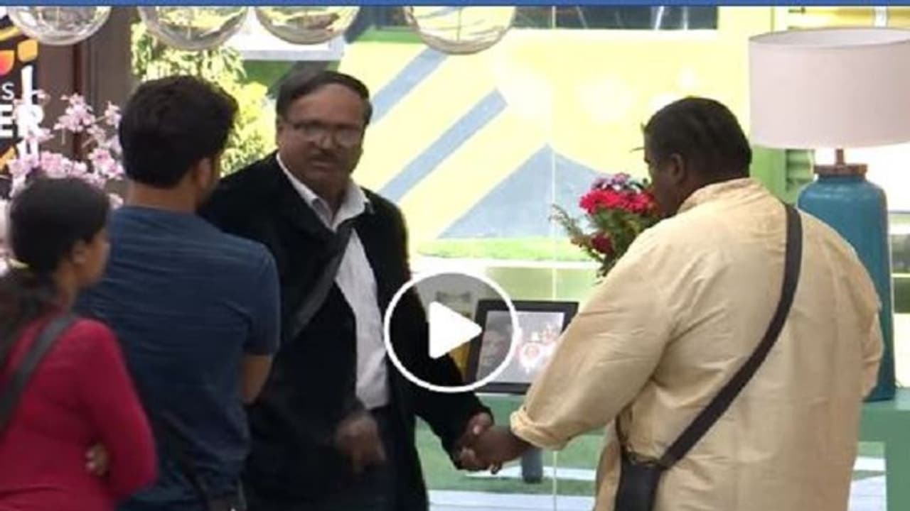 ಬಿಗ್ಬಾಸ್ ಮನೆಯಿಂದ ಆ್ಯಂಡಿ ಔಟ್? ತಂದೆಯೊಂದಿಗೆ ಹೊರನಡೆದ ಪುತ್ರ! ಬಿಗ್ಬಾಸ್ ಮನೆಯಿಂದ ಆ್ಯಂಡಿ ಔಟ್? ತಂದೆಯೊಂದಿಗೆ ಹೊರನಡೆದ ಪುತ್ರ!