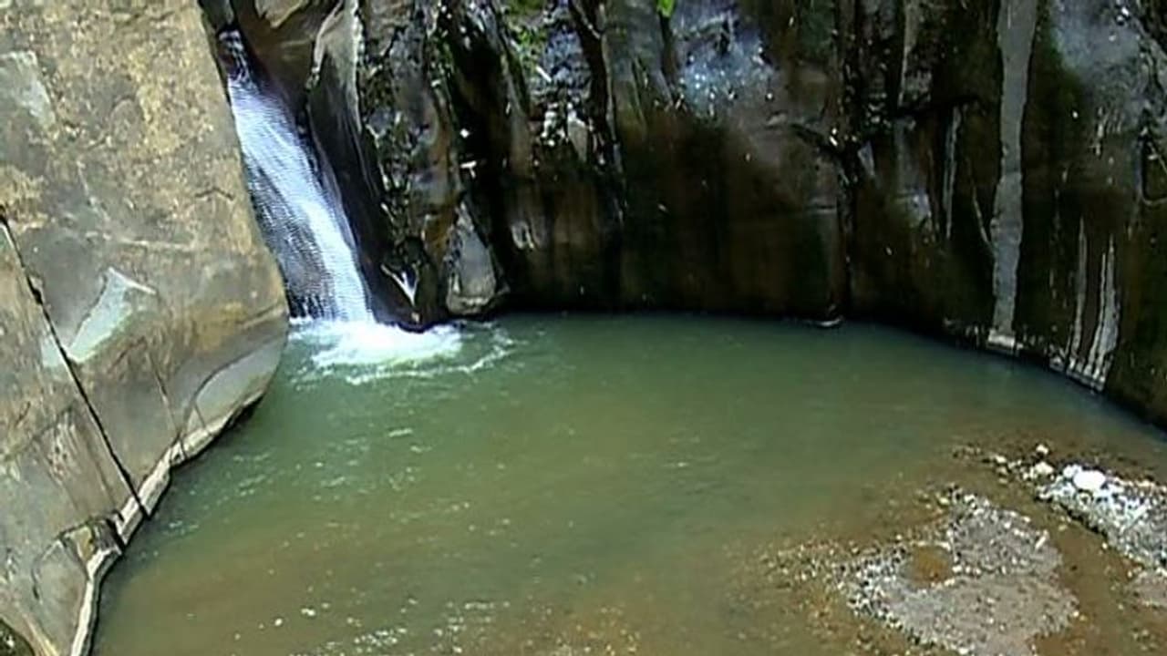 സഞ്ചാരികളുടെ മനംമയക്കിയ കേരളാംകുണ്ട് വെള്ളച്ചാട്ടം പുനര്നിര്മ്മാണം അവസാന ഘട്ടത്തില് സഞ്ചാരികളുടെ മനംമയക്കിയ കേരളാംകുണ്ട് വെള്ളച്ചാട്ടം പുനര്നിര്മ്മാണം അവസാന ഘട്ടത്തില്