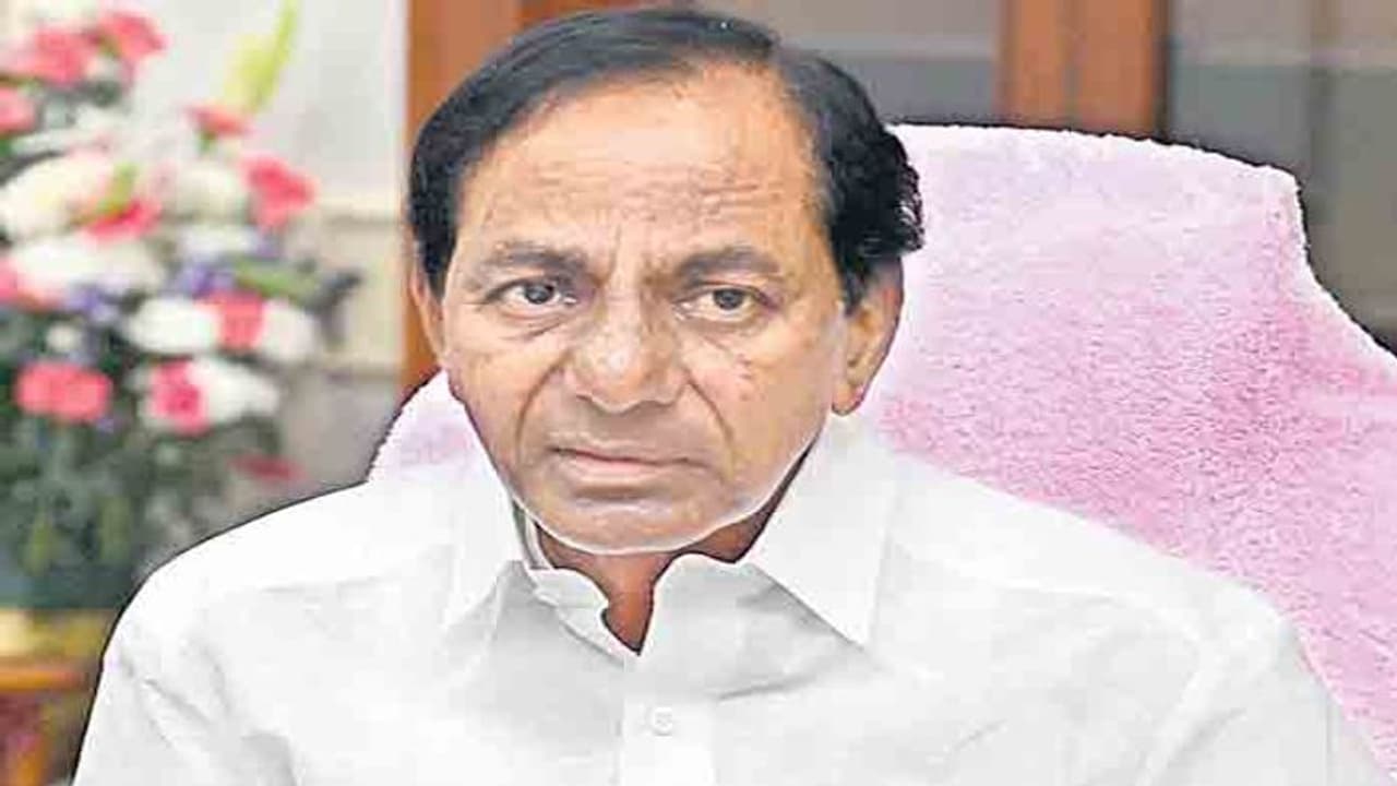 19న విస్తరణ: కేసీఆర్ మంత్రివర్గంలో వీరికి ఛాన్స్ 19న విస్తరణ: కేసీఆర్ మంత్రివర్గంలో వీరికి ఛాన్స్