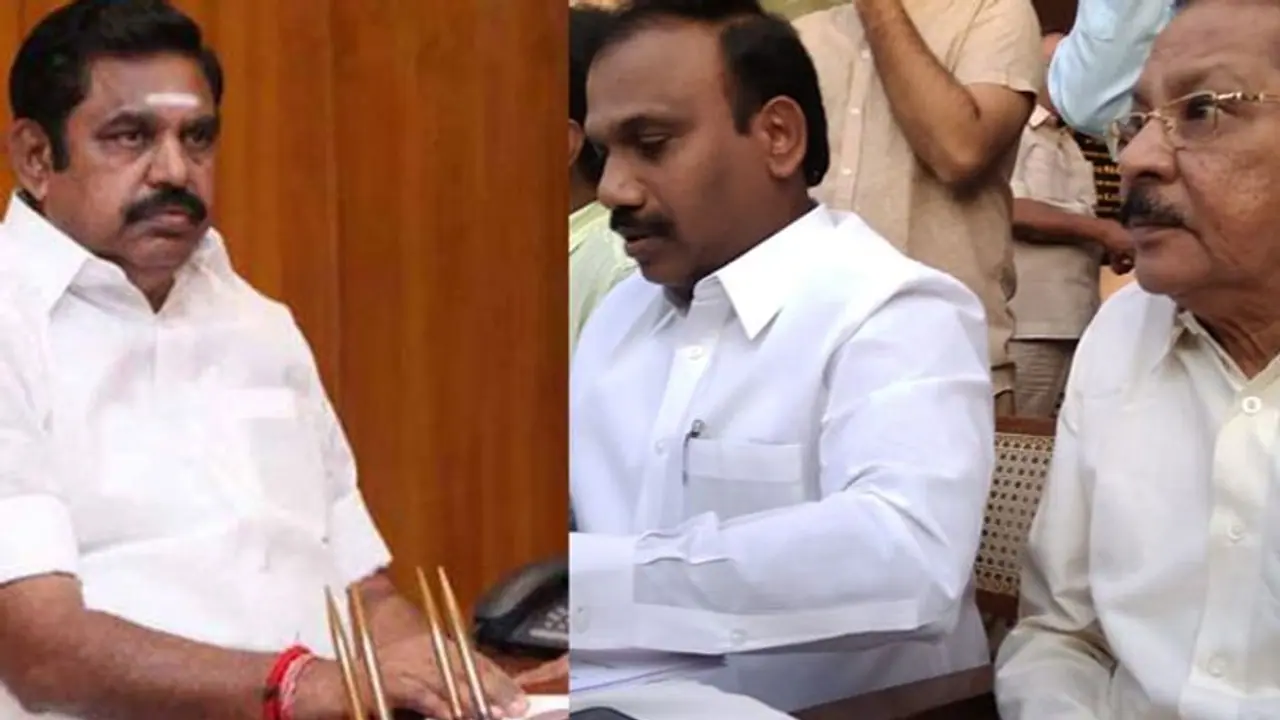 தாய் பற்றிய தரக்குறைவு பேச்சால் கலங்கிய முதல்வர்..வாயால் வாக்கு வங்கி போய்விடுமோ என்ற அச்சத்தில் சரண்டரான ராஜா தாய் பற்றிய தரக்குறைவு பேச்சால் கலங்கிய முதல்வர்..வாயால் வாக்கு வங்கி போய்விடுமோ என்ற அச்சத்தில் சரண்டரான ராஜா