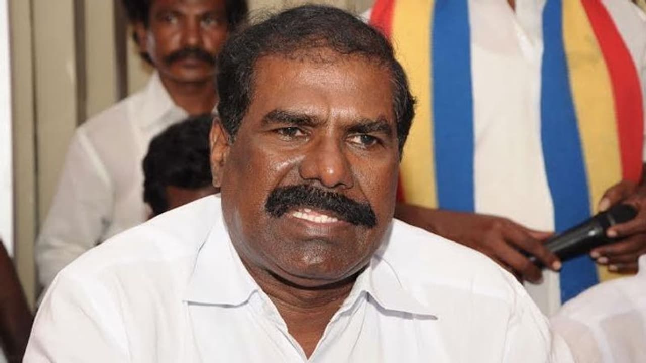 பாமகவில் மாநில செயற்குழு உறுப்பினர் உள்ளிட்ட 3 பேர் அதிரடி நீக்கம்.. ஜி.கே.மணி அறிவிப்பு.! பாமகவில் மாநில செயற்குழு உறுப்பினர் உள்ளிட்ட 3 பேர் அதிரடி நீக்கம்.. ஜி.கே.மணி அறிவிப்பு.!