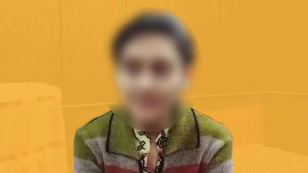 बाड़मेर की लड़की का दावा, कश्मीरी युवक ने 'लव जिहाद' में फंसाया बाड़मेर की लड़की का दावा, कश्मीरी युवक ने 'लव जिहाद' में फंसाया