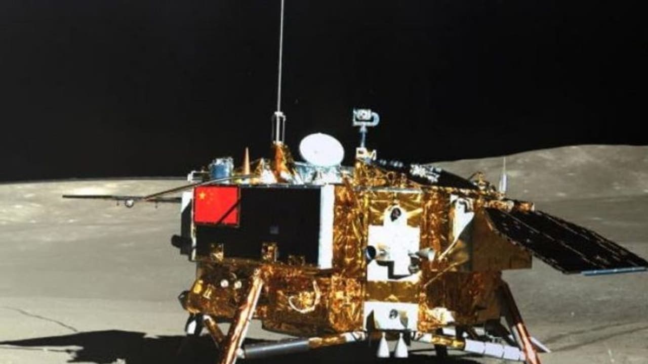 ಚಂದ್ರನ ಹಿಂಬದಿಯಲ್ಲಿ ಹಗಲು 127 ಡಿ.ಸೆ, ರಾತ್ರಿ 183 ಉಷ್ಣಾಂಶ ಚಂದ್ರನ ಹಿಂಬದಿಯಲ್ಲಿ ಹಗಲು 127 ಡಿ.ಸೆ, ರಾತ್ರಿ 183 ಉಷ್ಣಾಂಶ