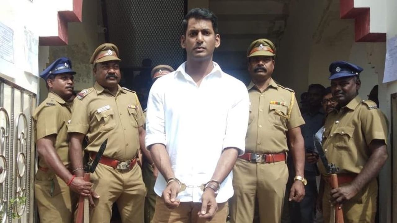 ”வரும் 23ம் தேதி நடிகர் சங்கத் தேர்தல் நடக்கவே நடக்காது”...விஷால் மீது சத்தியம் செய்யும் வில்லன் நடிகர்... ”வரும் 23ம் தேதி நடிகர் சங்கத் தேர்தல் நடக்கவே நடக்காது”...விஷால் மீது சத்தியம் செய்யும் வில்லன் நடிகர்...