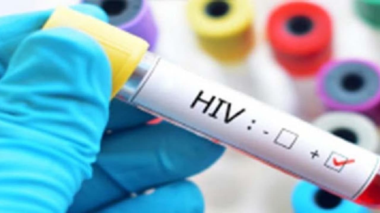 এইচআইভি আক্রান্ত হওয়ার খবরে প্রাণ গেল এক মহিলার, তদন্তে উঠে এল রিপোর্ট ভুয়ো এইচআইভি আক্রান্ত হওয়ার খবরে প্রাণ গেল এক মহিলার, তদন্তে উঠে এল রিপোর্ট ভুয়ো