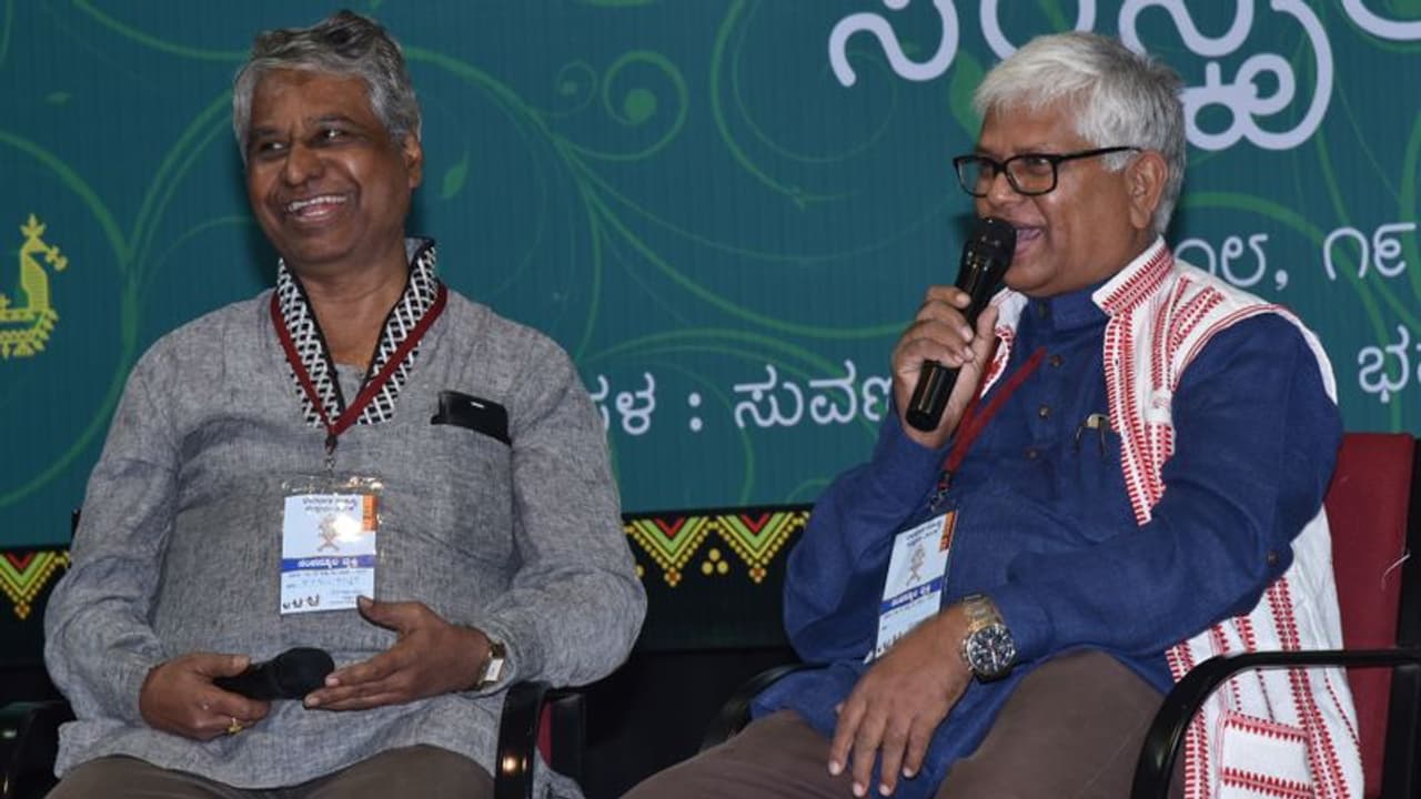 ಹಂದಿ ಮೂತ್ರವನ್ನೇಕೆ ಹಿಂದು ಸೇವಿಸೋಲ್ಲ?: ಧಾರವಾಡದ ಪ್ರತಿಧ್ವನಿ