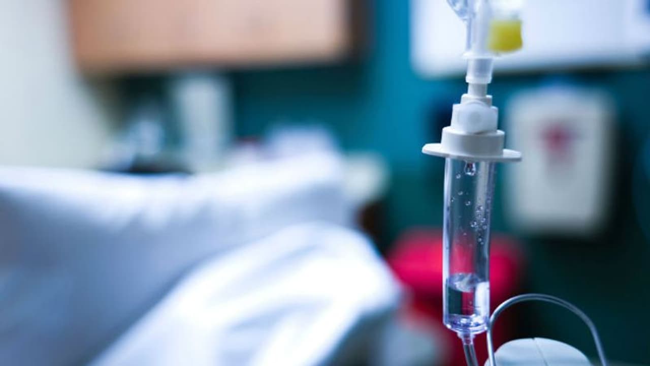 ഹൃദ്രോഗിക്ക് നൽകിയത് മലേറിയക്കുള്ള ചികിത്സ; രോഗി മരിച്ചു; 27 ലക്ഷം നഷ്ടപരിഹാരം ഹൃദ്രോഗിക്ക് നൽകിയത് മലേറിയക്കുള്ള ചികിത്സ; രോഗി മരിച്ചു; 27 ലക്ഷം നഷ്ടപരിഹാരം