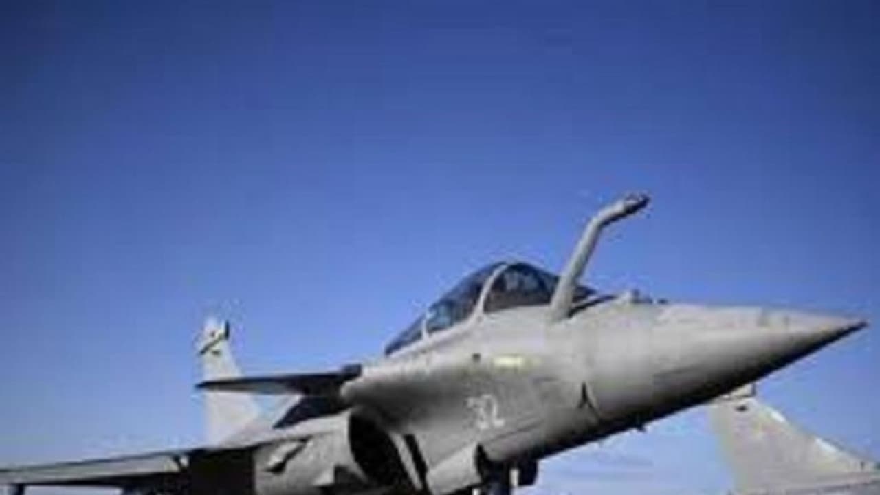 Supreme Court to recommence hearing Rafale case petitions