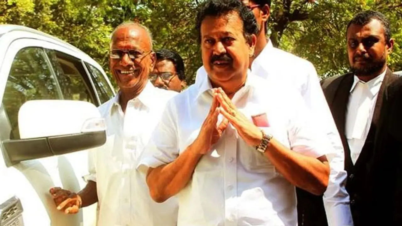 பொன்முடி வீட்டில் குவிந்த அமைச்சர்கள்..! தைரியம் சொன்ன ஸ்டாலின்... அடுத்தகட்ட சட்ட போராட்டம் என்ன.?அவசர ஆலோசனை பொன்முடி வீட்டில் குவிந்த அமைச்சர்கள்..! தைரியம் சொன்ன ஸ்டாலின்... அடுத்தகட்ட சட்ட போராட்டம் என்ன.?அவசர ஆலோசனை