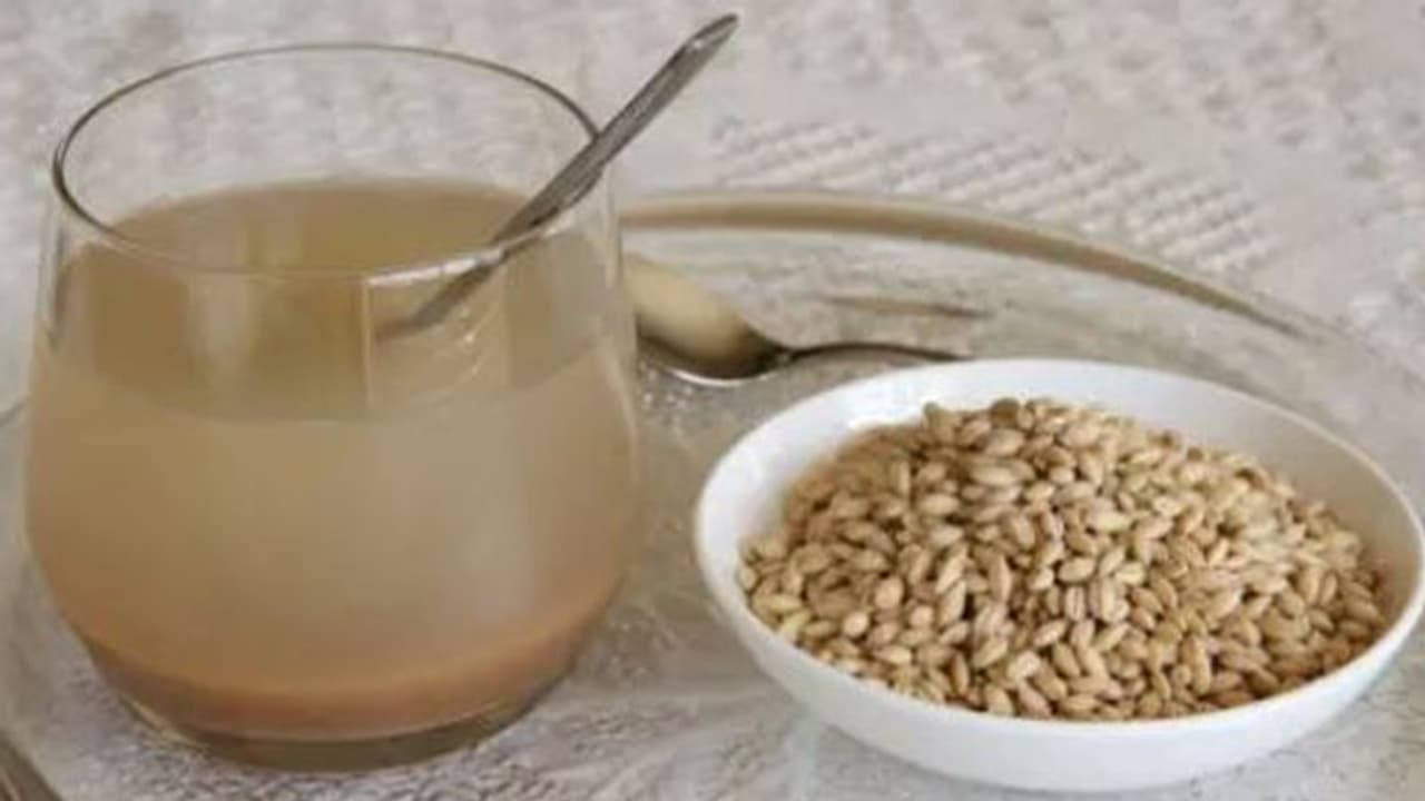 സ്ഥിരമായി ബാർലി വെള്ളം കുടിച്ചാൽ? സ്ഥിരമായി ബാർലി വെള്ളം കുടിച്ചാൽ?