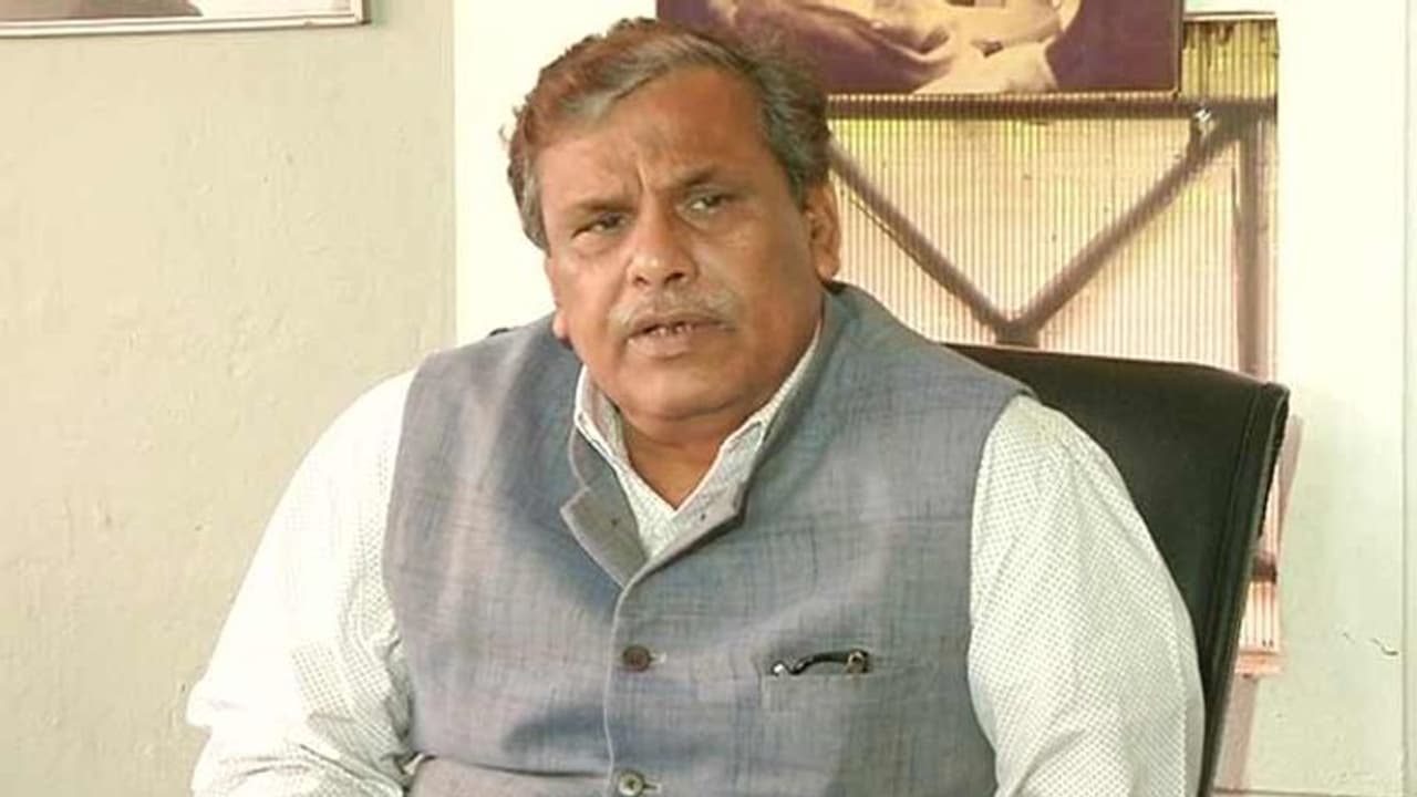 ओडिशा कांग्रेस में जबरदस्त फूट, यूपीए सरकार में केन्द्रीय मंत्री रहे नेता निष्कासित ओडिशा कांग्रेस में जबरदस्त फूट, यूपीए सरकार में केन्द्रीय मंत्री रहे नेता निष्कासित