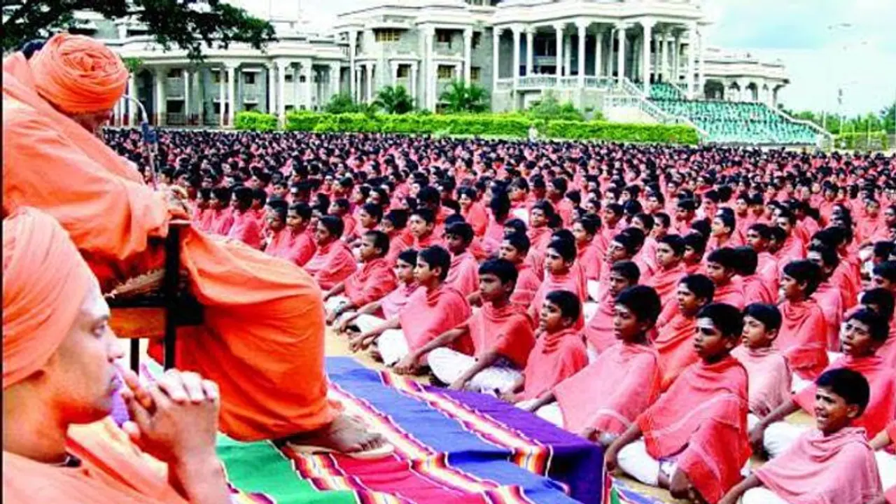 ಸಿದ್ಧಗಂಗಾ ಕ್ಷೇತ್ರವೆಂದರೆ ಅದೊಂದು ಸಣ್ಣ ಕರ್ನಾಟಕ