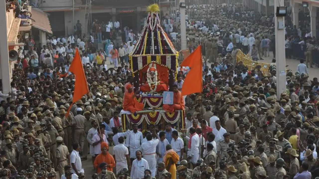 15 ಲಕ್ಷ ಜನರಿಂದ ಶ್ರೀಗಳ ಅಂತಿಮ ದರ್ಶನ