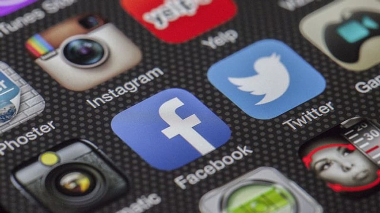 ನಿಯಮ ಉಲ್ಲಂಘನೆ: ಫೇಸ್ಬುಕ್ ರಿಸರ್ಚ್ ಆ್ಯಪ್ಗೆ ನಿಷೇಧ ನಿಯಮ ಉಲ್ಲಂಘನೆ: ಫೇಸ್ಬುಕ್ ರಿಸರ್ಚ್ ಆ್ಯಪ್ಗೆ ನಿಷೇಧ