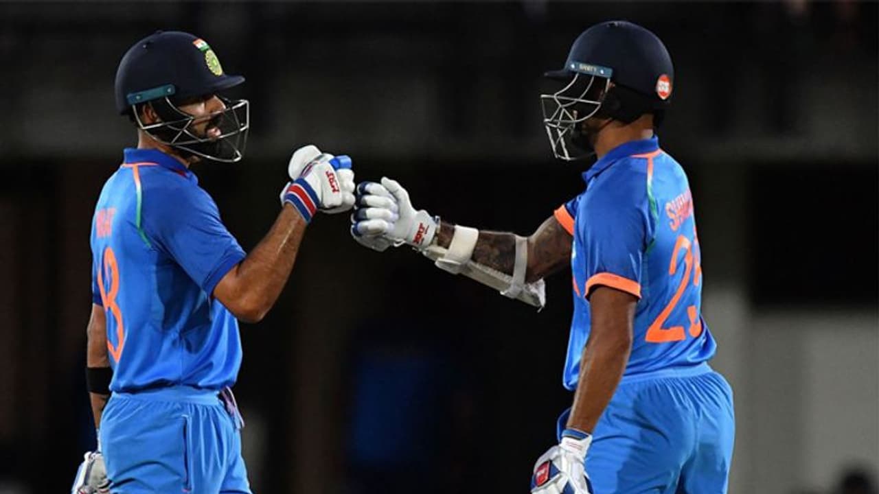 കോലിയും മനുഷ്യനാണ്, വിശ്രമം അനിവാര്യം, അല്ലെങ്കില്... വിമര്ശകര്ക്കെതിരെ ആഞ്ഞടിച്ച് ശിഖര് ധവാന് കോലിയും മനുഷ്യനാണ്, വിശ്രമം അനിവാര്യം, അല്ലെങ്കില്... വിമര്ശകര്ക്കെതിരെ ആഞ്ഞടിച്ച് ശിഖര് ധവാന്