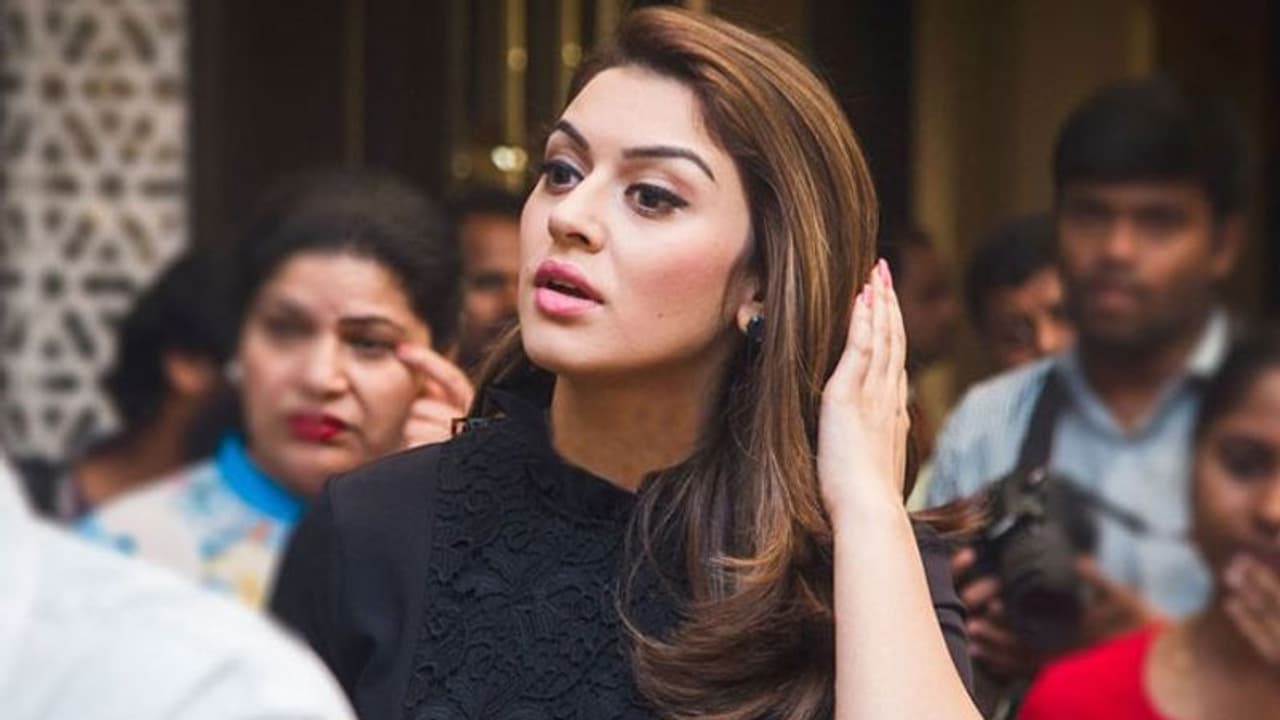 షూటింగ్ లో స్టార్ హీరోయిన్ కి గాయాలు! షూటింగ్ లో స్టార్ హీరోయిన్ కి గాయాలు!