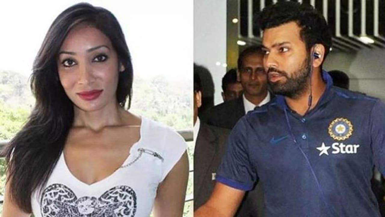 మొదటిసారి కలిసినప్పుడే ముద్దుపెట్టాడు.. రోహిత్ శర్మపై నటి సంచలన వ్యాఖ్యలు! మొదటిసారి కలిసినప్పుడే ముద్దుపెట్టాడు.. రోహిత్ శర్మపై నటి సంచలన వ్యాఖ్యలు!