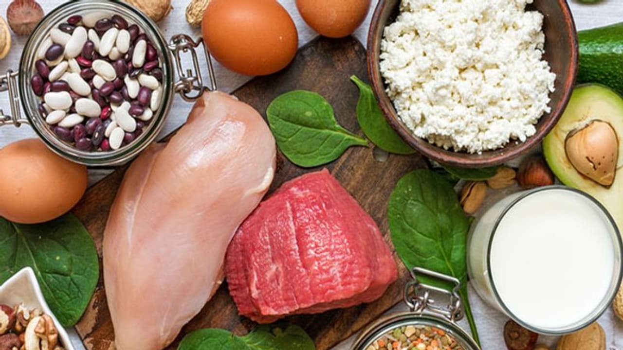 കലോറി കൂടിയ ഭക്ഷണങ്ങൾ കഴിക്കുന്നത് ആരോഗ്യത്തിന് നല്ലതല്ല; കാരണം കലോറി കൂടിയ ഭക്ഷണങ്ങൾ കഴിക്കുന്നത് ആരോഗ്യത്തിന് നല്ലതല്ല; കാരണം