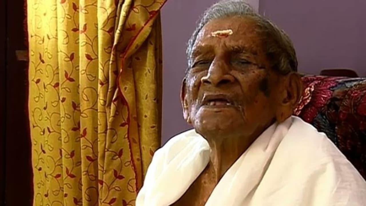 110ാം പിറന്നാള് ആഘോഷിക്കാനൊരുങ്ങി പുതുപ്പള്ളിക്കാരുടെ 'കുഞ്ഞമ്മാവന്' 110ാം പിറന്നാള് ആഘോഷിക്കാനൊരുങ്ങി പുതുപ്പള്ളിക്കാരുടെ 'കുഞ്ഞമ്മാവന്'