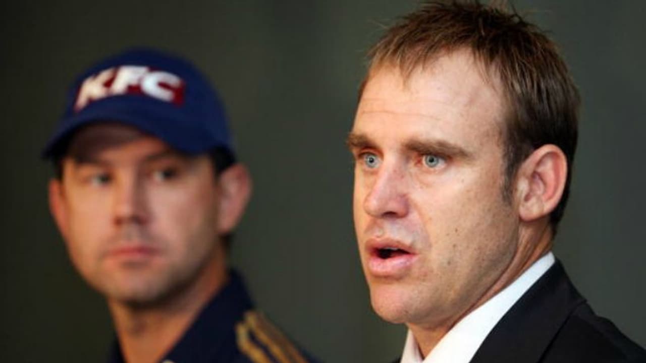 டி20 உலக கோப்பைக்கான பாகிஸ்தான் அணியின் தலைமை பயிற்சியாளராக மேத்யூ ஹைடன் நியமனம்..! டி20 உலக கோப்பைக்கான பாகிஸ்தான் அணியின் தலைமை பயிற்சியாளராக மேத்யூ ஹைடன் நியமனம்..!