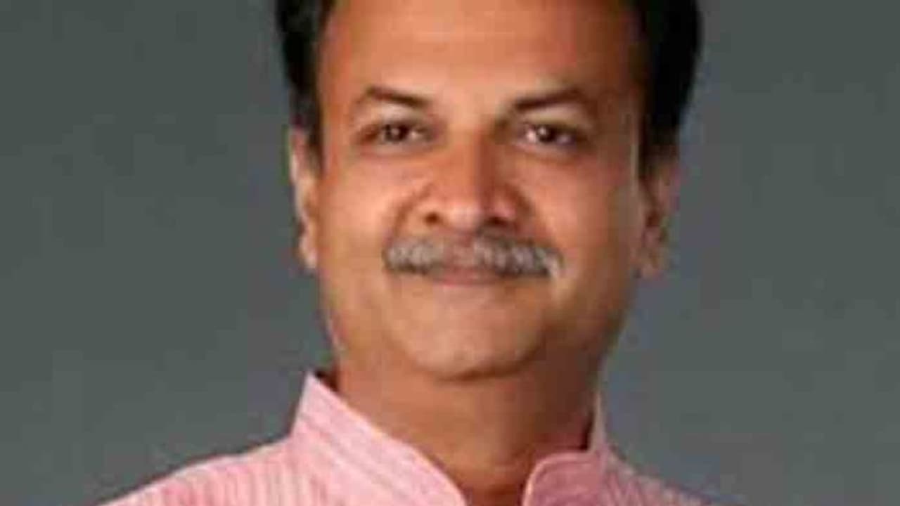 ಶಾಸಕ ಕುಮಠಳ್ಳಿಗೆ ಕೊಲೆ ಬೆದರಿಕೆ : ವಿಡಿಯೋ ವೈರಲ್ ಶಾಸಕ ಕುಮಠಳ್ಳಿಗೆ ಕೊಲೆ ಬೆದರಿಕೆ : ವಿಡಿಯೋ ವೈರಲ್